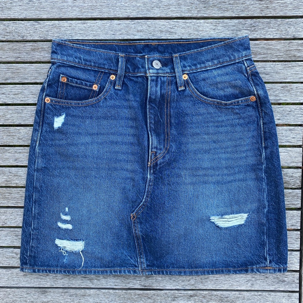 Levi's High-Rise Denim Skirt